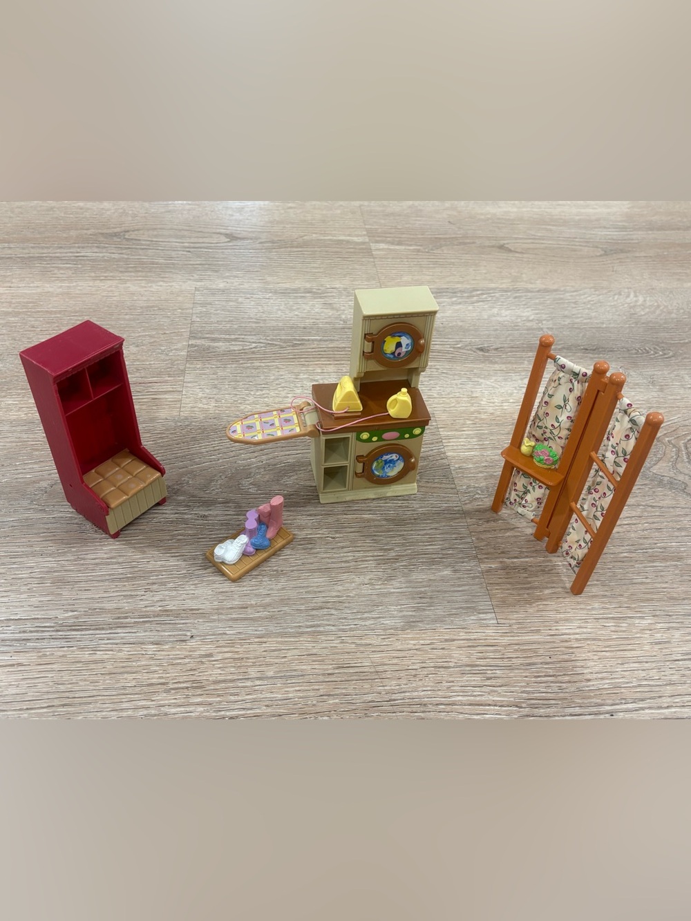 2005 Fisher Price Loving Family Dollhouse Laundry Hall Tree Furniture Lot